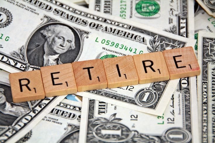 10 Ways to Retire Earlier Than Friends on the Same Salary